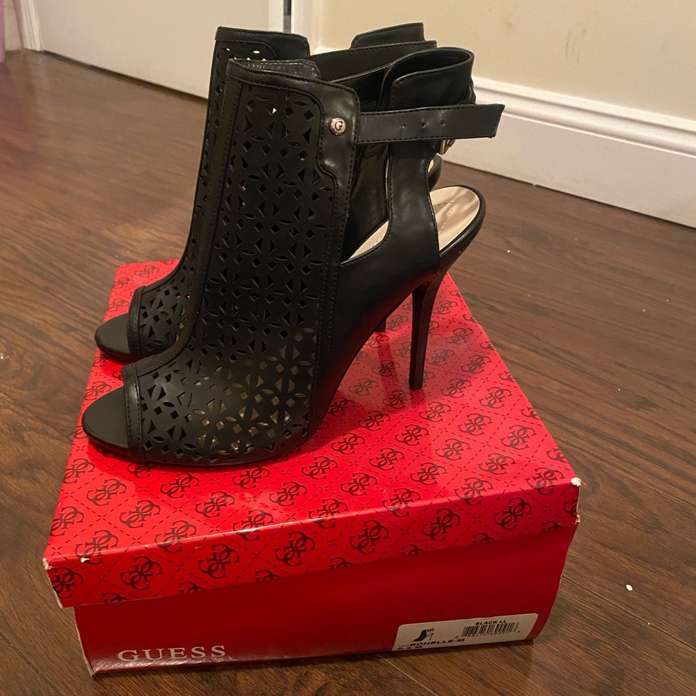 New Guess Fashion Sandals By Marciano Ronelle Black Faux Leather Size 8.5